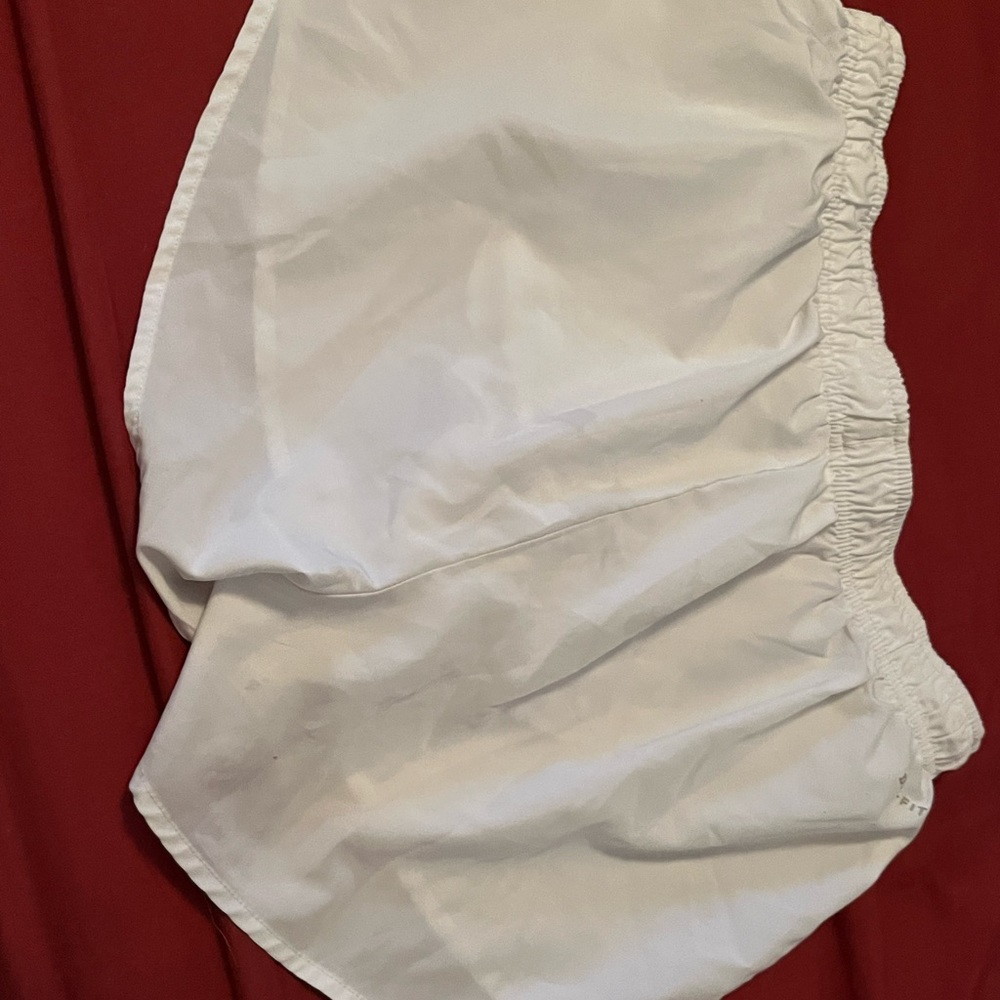 Nike shorts white